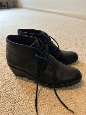 Fly London Black Leather Lace-Up Ankle Boots - Comfort Heel size 38 (USA 7.5)